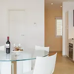 Prestige By Quokka 360 - Spacious Flats With Private Terraces Lugano