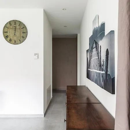 Prestige By Quokka 360 - Spacious Flats With Private Terraces アパート ルガーノ