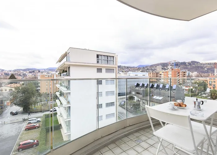 Prestige By Quokka 360 - Spacious Flats With Terraces アパート ルガーノ