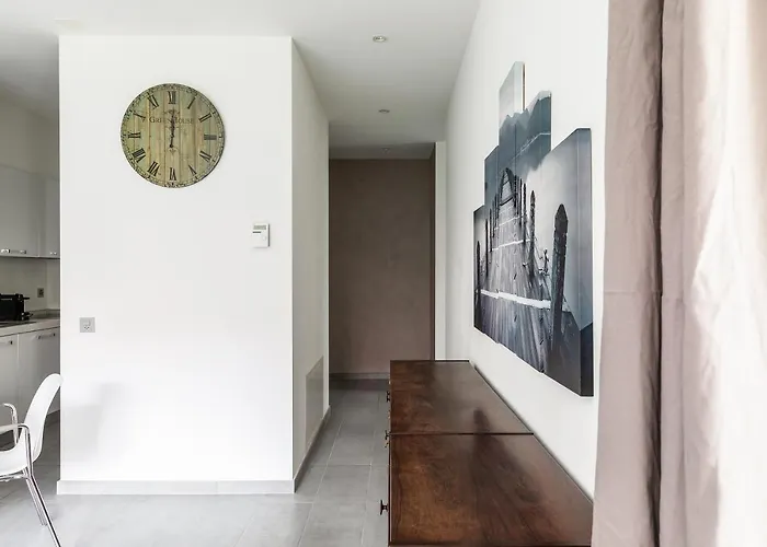 Prestige By Quokka 360 - Spacious Flats With Terraces アパート ルガーノ